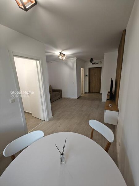 Hils Brauner, Pallady, new, studio + parcare, garden view.